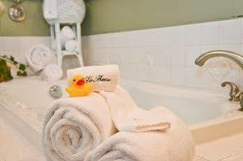La Belle Auberge Wellsboro Luaran gambar